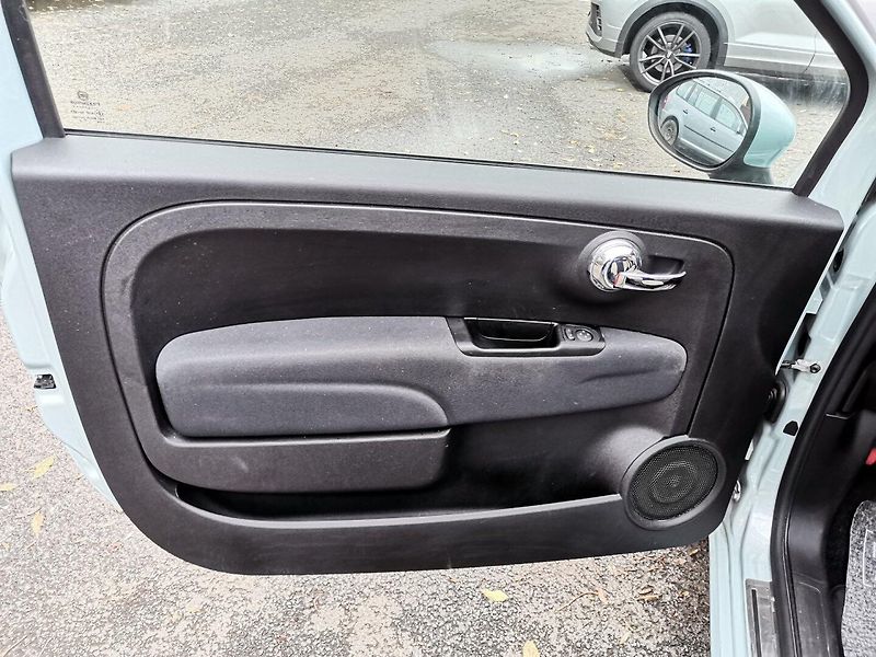 Fiat 500 (2024) 1.0i 51kw Hybrid Klima Kůže ČR - fotka 9 z 26