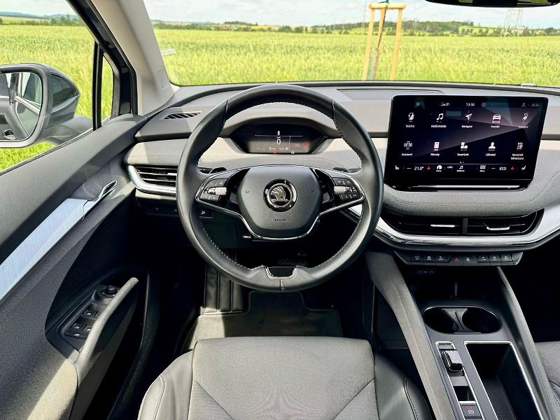 Škoda Enyaq (2022) 82kWh, SOH 92%,KEYLESS - fotka 9 z 19