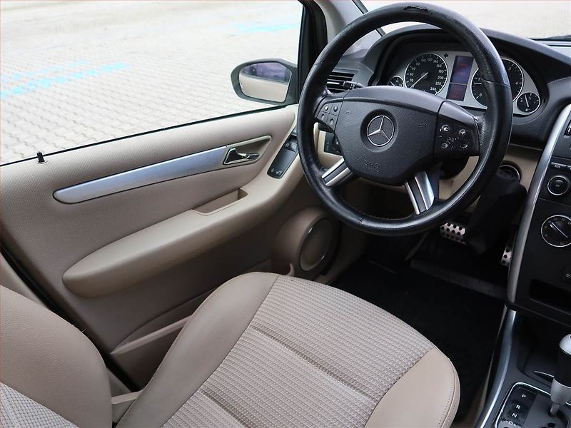 Mercedes-Benz Třídy B (2007) B 180 CDI , Automat, Tempomat - fotka 7 z 18