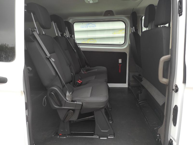 Ford Transit Custom 2,0EcoBlue mHev, L2, 6 míst,TZ - fotka 12 z 43