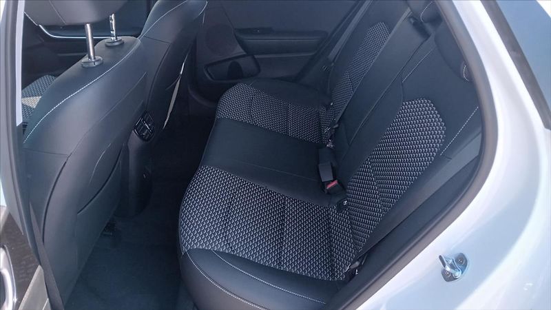 Kia XCeed (2026) 1,6 T-GDi GPF 7DCT EXCLUSIVE - fotka 9 z 10