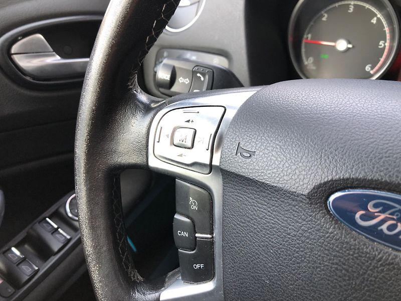 Ford Mondeo (2008) 2.0 TDCi Ghia - fotka 21 z 29