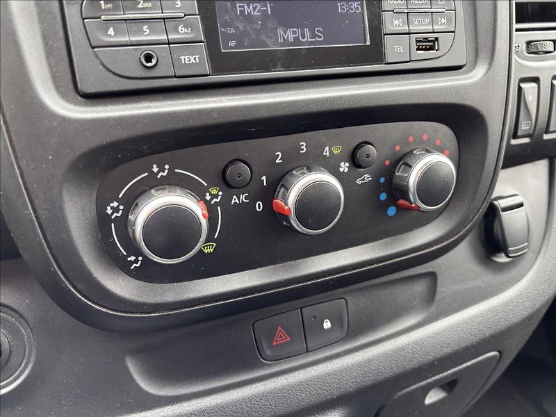 Renault Trafic 2,0 Ecoline 88kW L1 - fotka 27 z 33