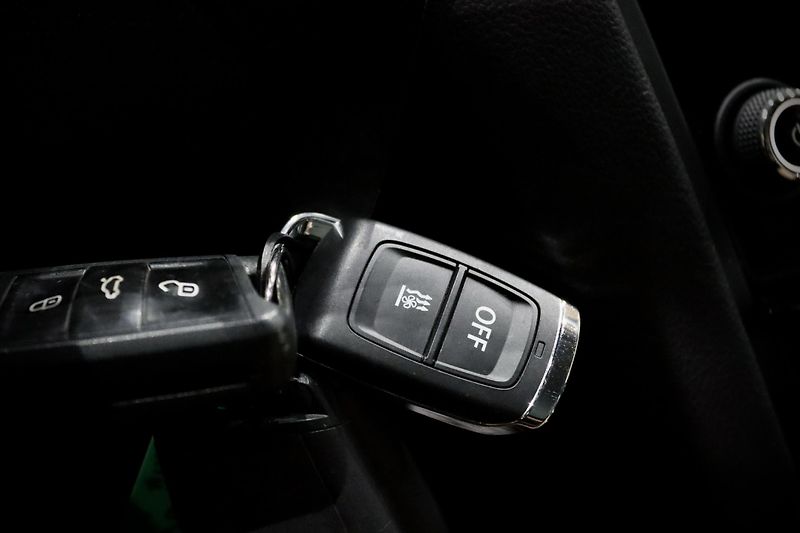 Škoda Octavia 3 FL Combi 1.4 TSI 110 kW DSG - fotka 37 z 43