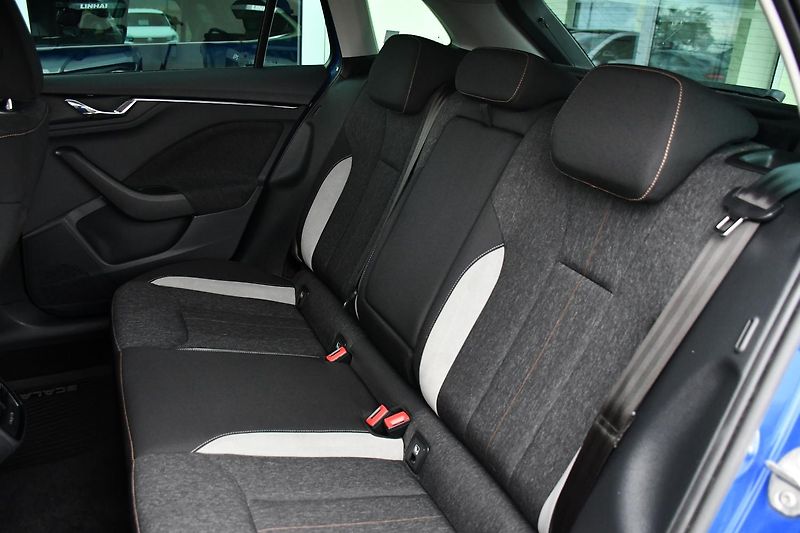 Škoda Scala 1.0TSi 81kW STYLE  - fotka 18 z 38