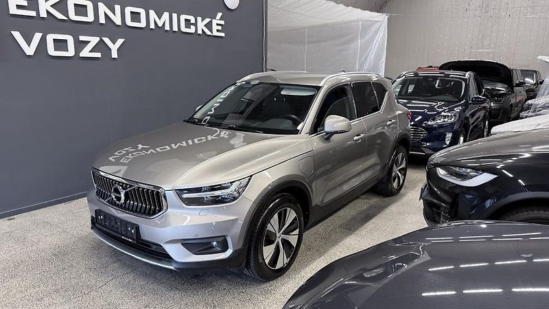 Volvo XC40 (2021) T4,Inscription ,REZERVOVÁNO  - fotka 4 z 50