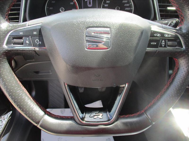 Seat Leon 1,5 TSI FR, digiklima,servis, - fotka 35 z 50
