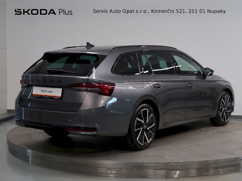 Škoda Octavia (2025) SPORTLINE 2.0TDI 110KW DSG CAN - fotka 2 z 43