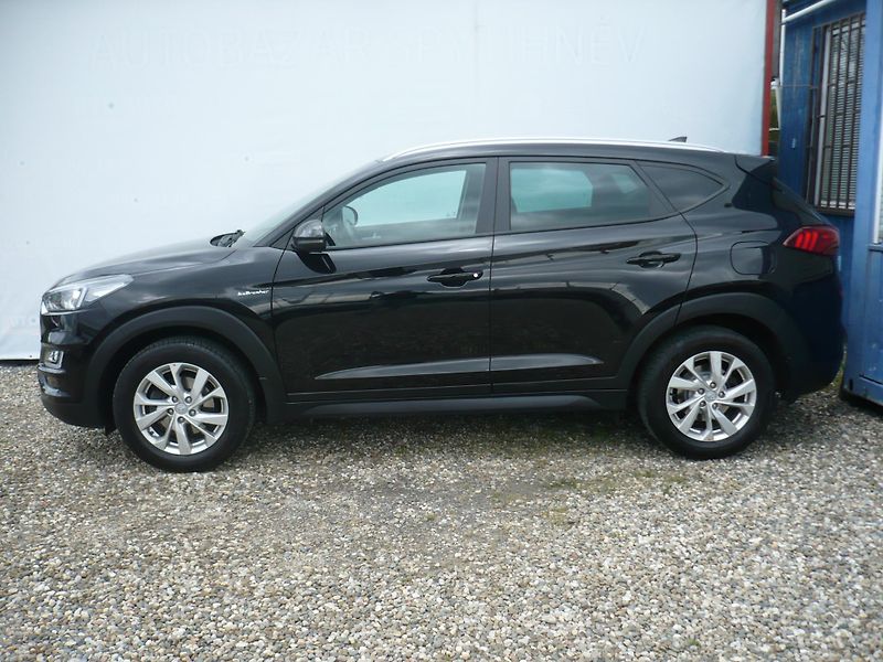 Hyundai Tucson 1.6T-GDI 130Kw 4x4 ČR Kamera - fotka 4 z 33
