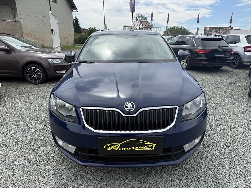 Škoda Octavia 1.6 TDI ELEGANCE - fotka 2 z 13