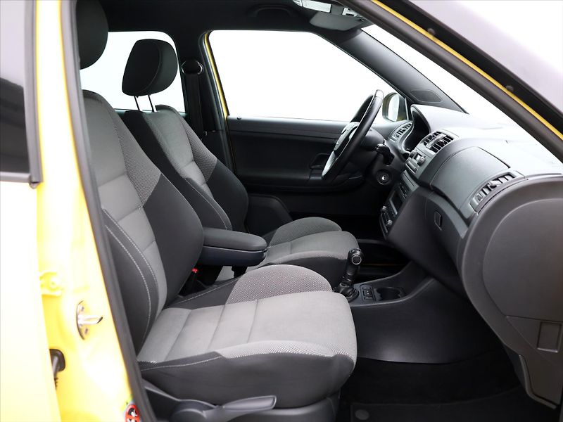 Škoda Fabia 1,2 TSI 77kW DSG Monte Carlo - fotka 12 z 32
