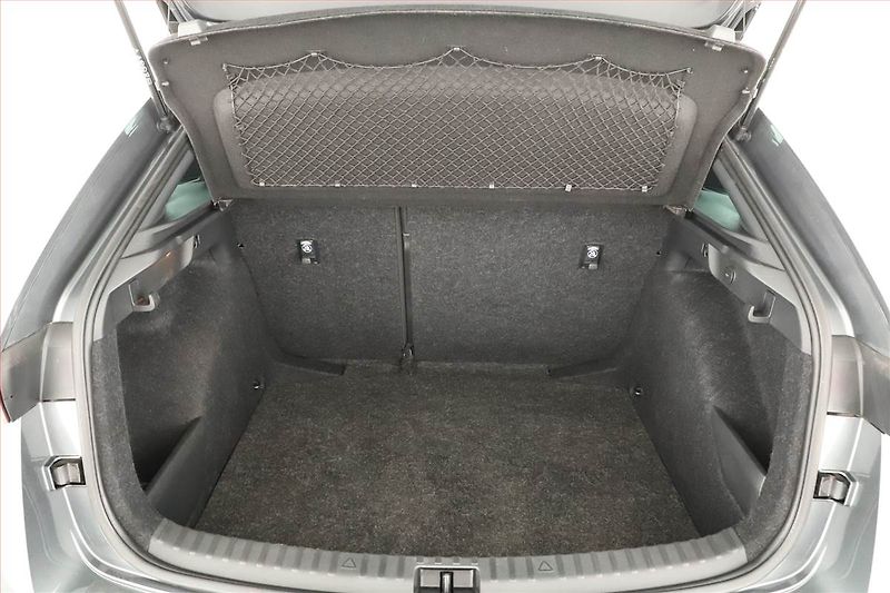 Škoda Scala (2025) Monte Carlo 1.0 TSI - fotka 19 z 20