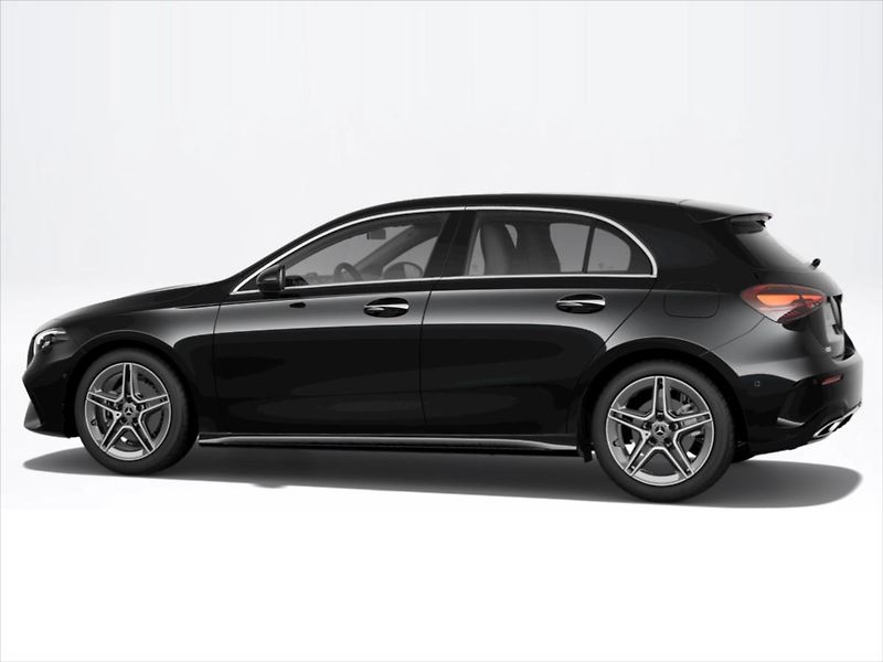 Mercedes-Benz Třídy A (2026) 1,3 A 200 Edition 140 Years - fotka 4 z 9