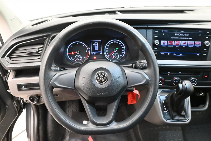 Volkswagen Transporter 2,0 TDI 110kW DSG Navi Záruka - fotka 18 z 29