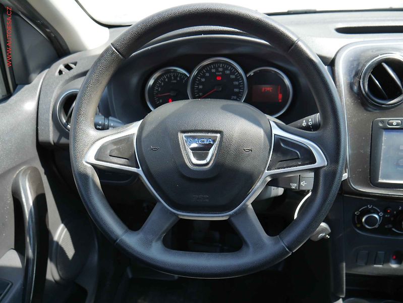 Dacia Logan (2018) 1.0i, 1.maj,ČR, STK7/28 - fotka 12 z 17