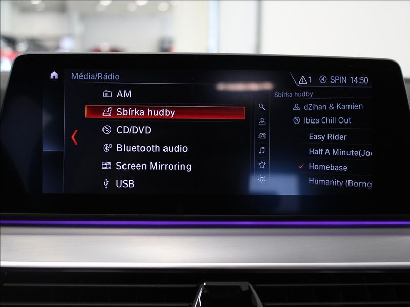 BMW Řada 5 530xD M-Paket Paměť TAŽNÉ   3, - fotka 14 z 36