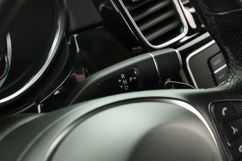 Mercedes-Benz GLE (2020) 350 d 4MATIC, ČR, AMG line - fotka 10 z 19