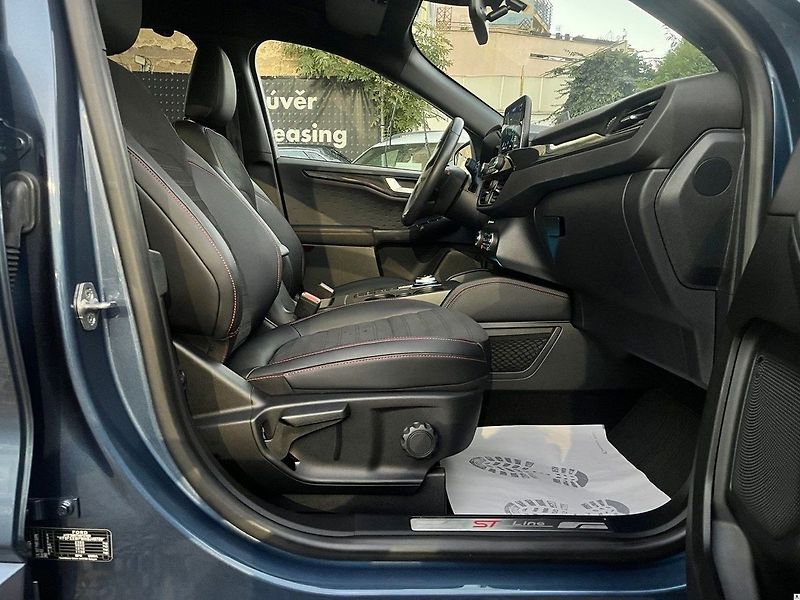Ford Kuga 2.5PHEV/2022/ST-Line X-1MAJ.1M - fotka 20 z 57