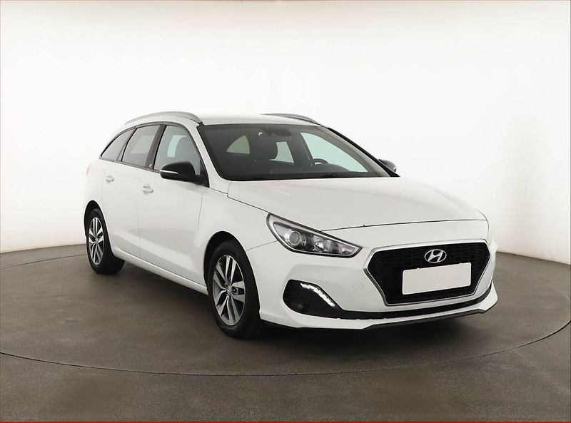Hyundai i30 (2019) 1.4 T-GDI, ČR,1.maj - fotografie inzerátu