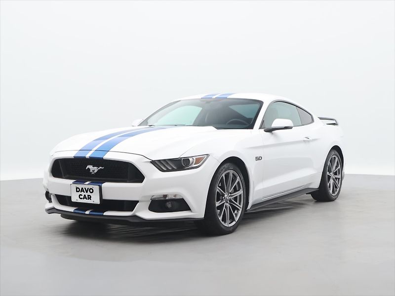 Ford Mustang 5,0 5.0 TI-VCT 324kW V8 GT CZ - fotka 3 z 36