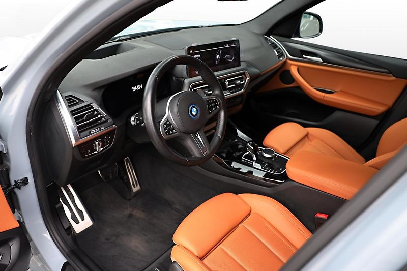 BMW X3 xDrive30e - fotka 8 z 17