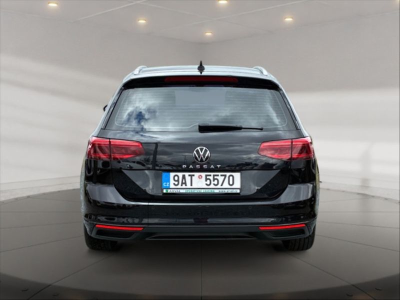 Volkswagen Passat 2,0 TDI 110 Business DSG - fotka 5 z 11