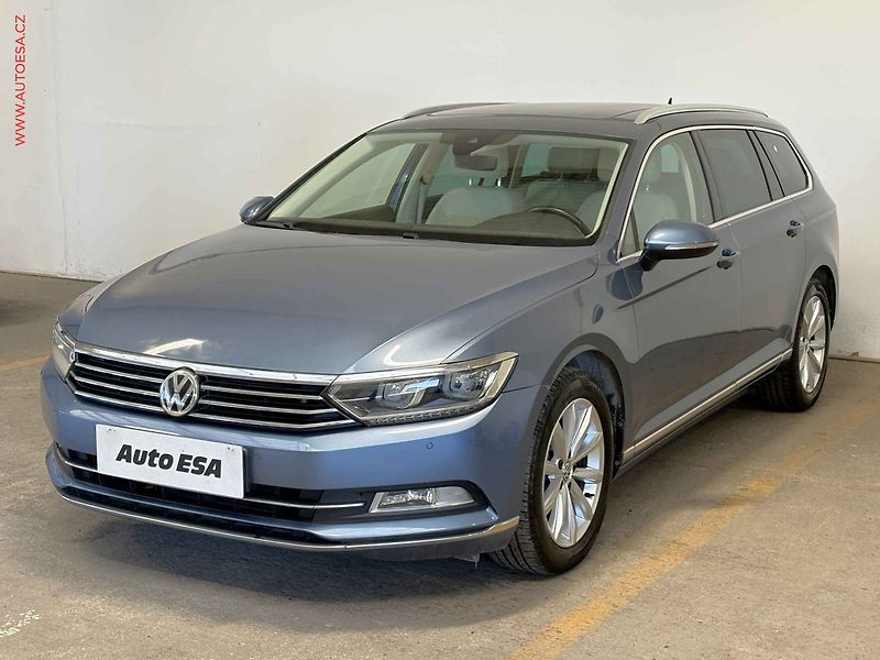 Volkswagen Passat (2016) 1.4 TSi, Highline, DSG, LED - fotka 3 z 17