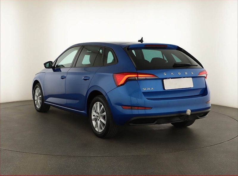 Škoda Scala (2021) Joy 1.0 TSI, Tempomat - fotka 4 z 18