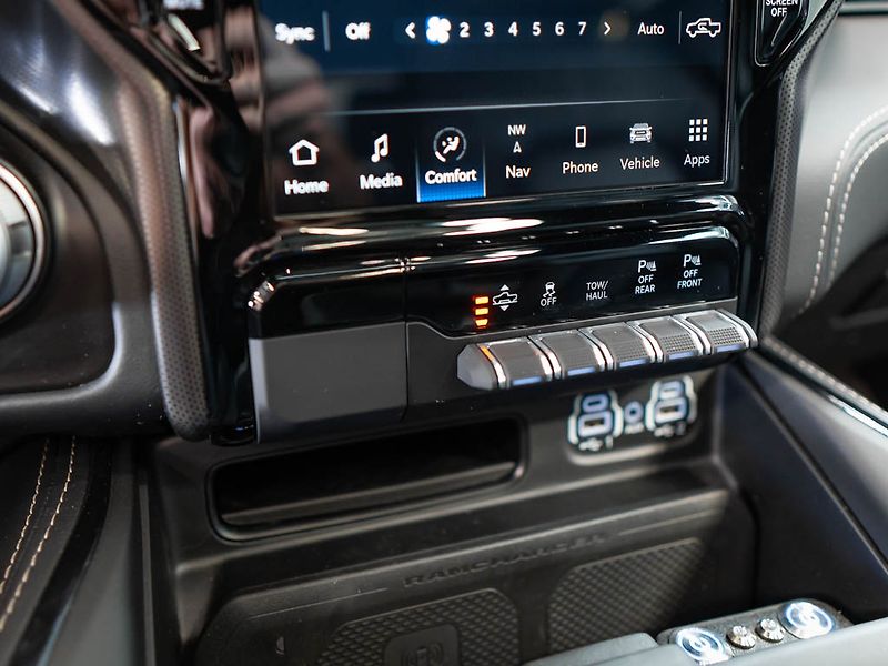 Dodge RAM (2024) 5.7 V8 eTorque Limited 6 LIFT - fotka 28 z 45