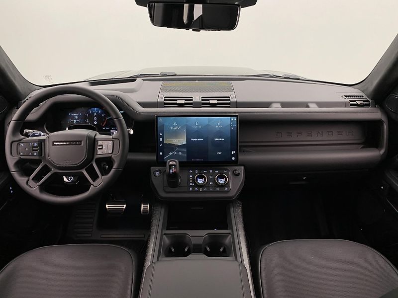 Land Rover Defender (2026) OCTA BLACK AWD AUT - fotka 2 z 82
