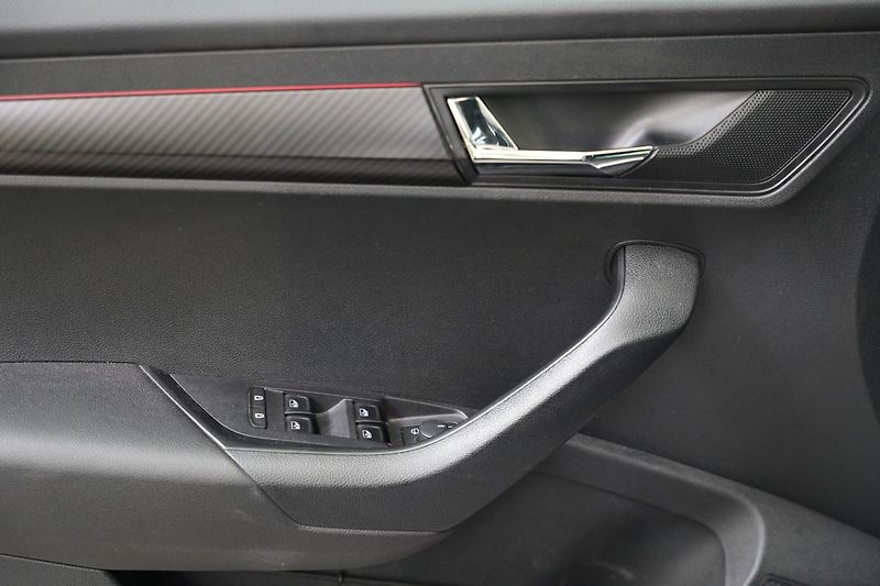 Škoda Karoq - fotka 12 z 25