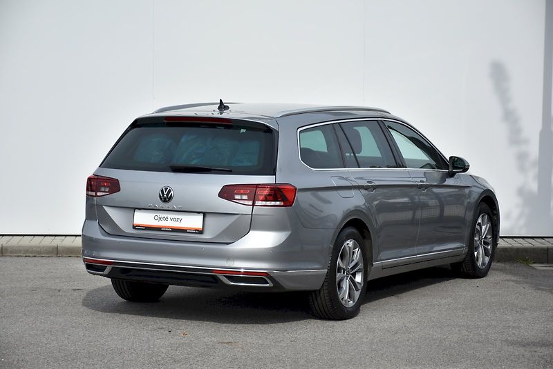Volkswagen Passat (2023) ELEGANCE 2,0 TDI 110kW DSG - fotka 9 z 35