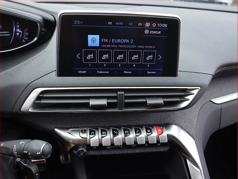 Peugeot 5008 (2018) GT Line 2.0 BlueHDi, Automat - fotka 12 z 23