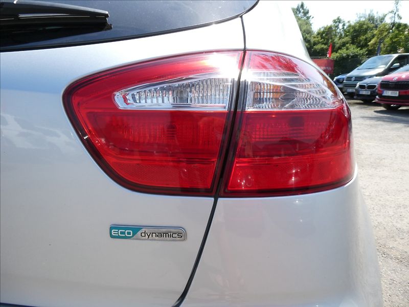 Kia Rio 1,2 i 62kW serviska, NAVI - fotka 10 z 44