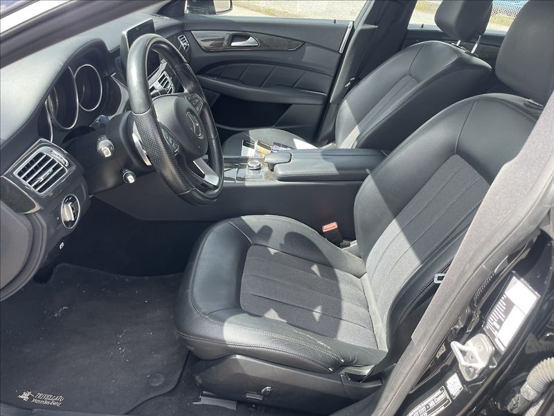 Mercedes-Benz CLS 2,2 250d 4-Matic 150kw GPS LED - fotka 7 z 34