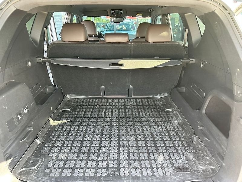 SsangYong Rexton Premium AWD - fotka 14 z 14