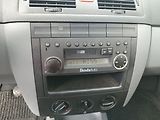 Škoda Fabia 1.4 MPI Comfort - náhled 12