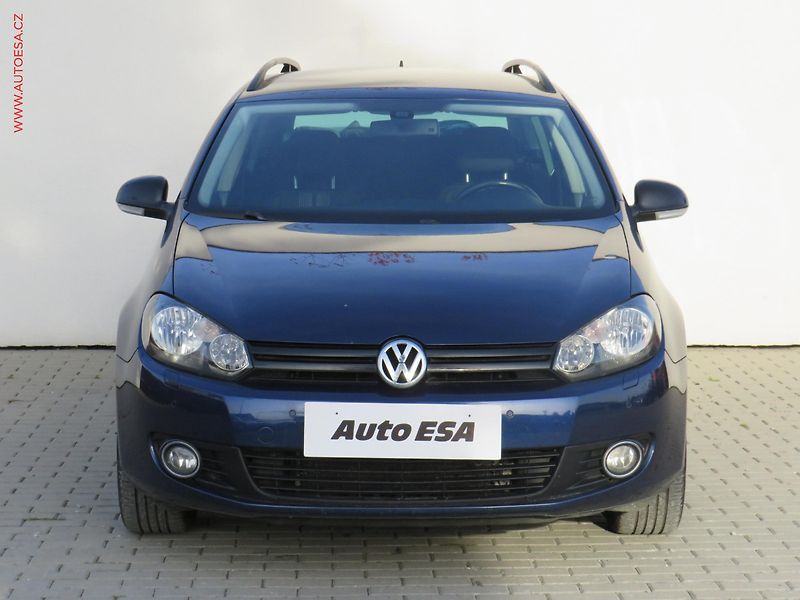 Volkswagen Golf (2013) 1.6TDi, 1.maj, AC, TZ, navi - fotka 2 z 20