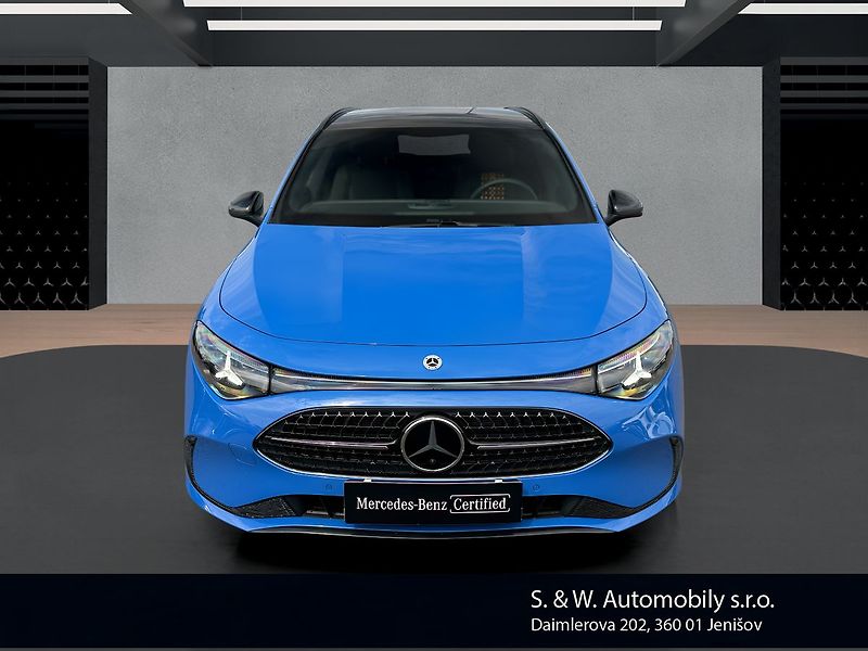 Mercedes-Benz CLA 200 Shooting Brake - fotka 2 z 39