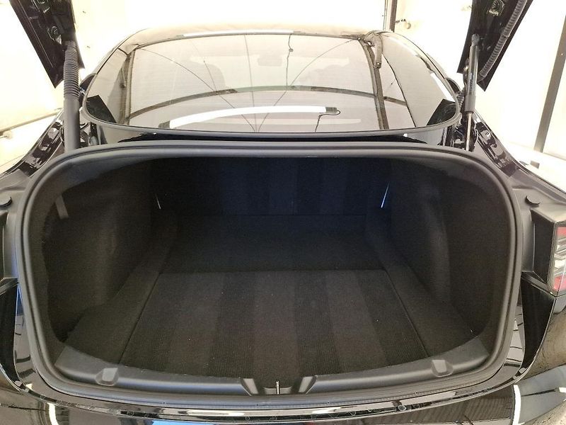 Tesla Model 3 (2022) AWD Long Range    PŘIPRAVUJEME - fotka 9 z 10
