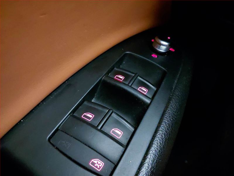 Audi Q7 (2011) 3.0 TDI, 4X4, Automat, Kůže - fotka 17 z 17