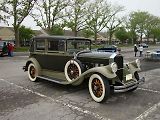 Pierce-Arrow byla americká firma vyrábějící osobní a nákladní automobily se sídlem v Buffalu ve státě New York. Fungovala mezi roky 1901 až 1938 a stihla se proslavit například použitím 13,5litrového motoru do osobního automobilu.
