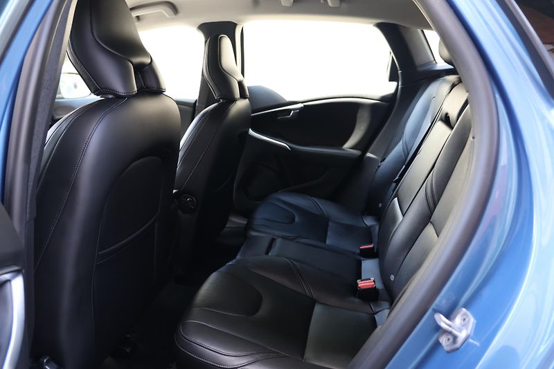 Volvo V40 (2015) - fotka 8 z 24
