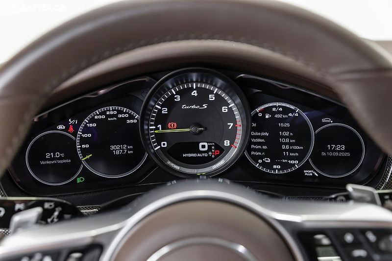 Porsche Panamera Turbo S E-Hybrid*CZ*záruka - fotka 28 z 41