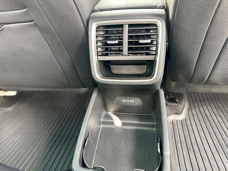 Škoda Octavia (2024) 1.5 TSI 110kW MHEV Selection D - fotka 21 z 23