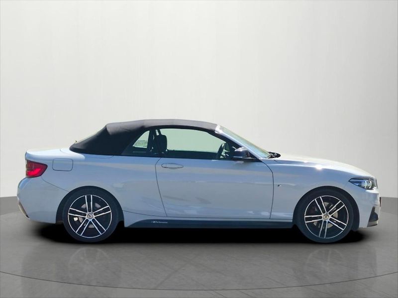 BMW Řada 2 2,0 220d cabrio Mpaket ČR - fotka 10 z 21