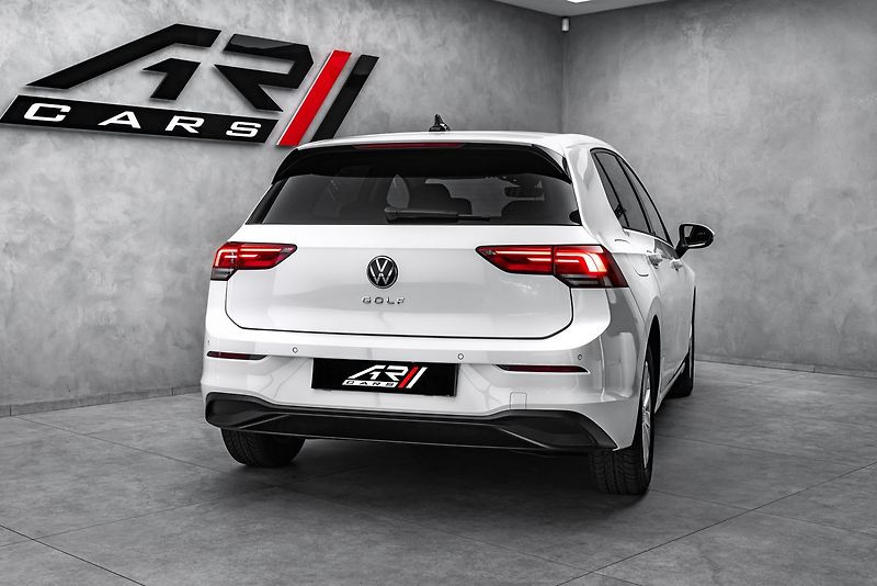 Volkswagen Golf - fotka 6 z 19