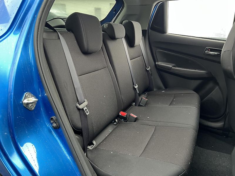 Suzuki Swift NOVÉ VOZIDLO - BEZ DOKLADŮ! - fotka 19 z 19