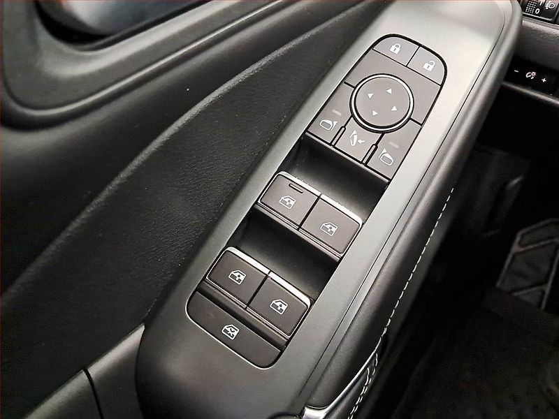 Nissan Qashqai (2025) 1.3 DIG-T MHEV, N- Connecta - fotka 16 z 21