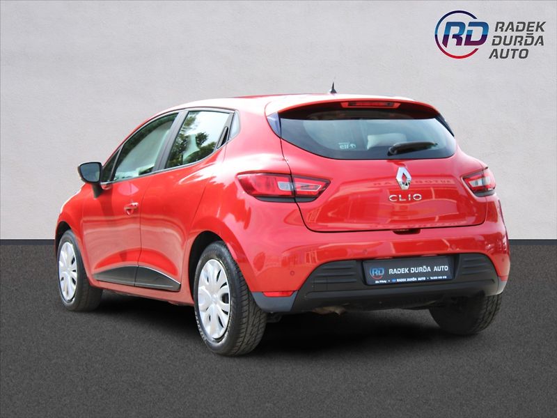 Renault Clio 0,9 TCe  ČR,1.MAJITEL,26TKM - fotka 7 z 25